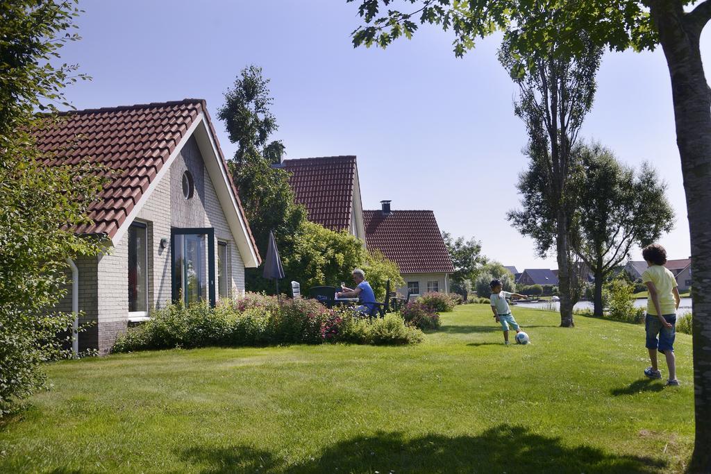 Center Parcs Sandur Emmen Bagian luar foto