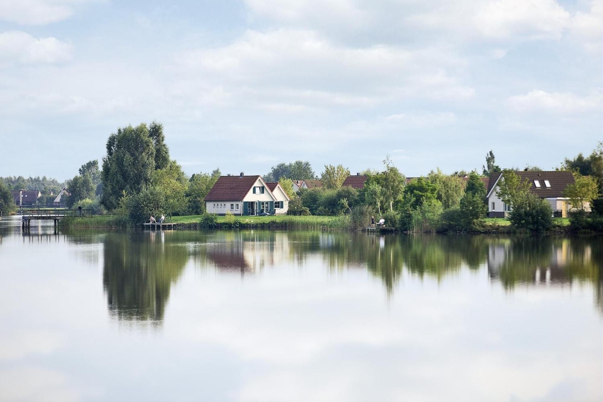 Center Parcs Sandur Emmen Bagian luar foto