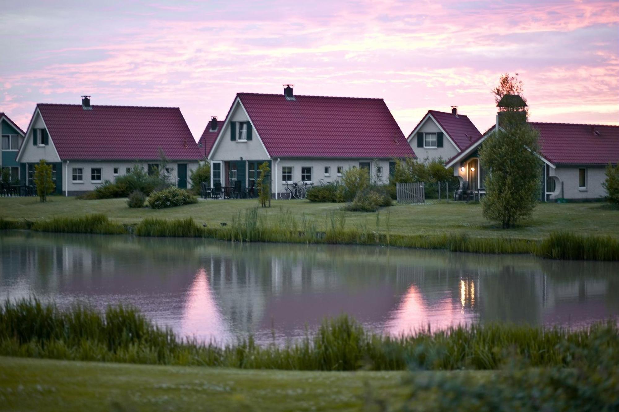 Center Parcs Sandur Emmen Bagian luar foto
