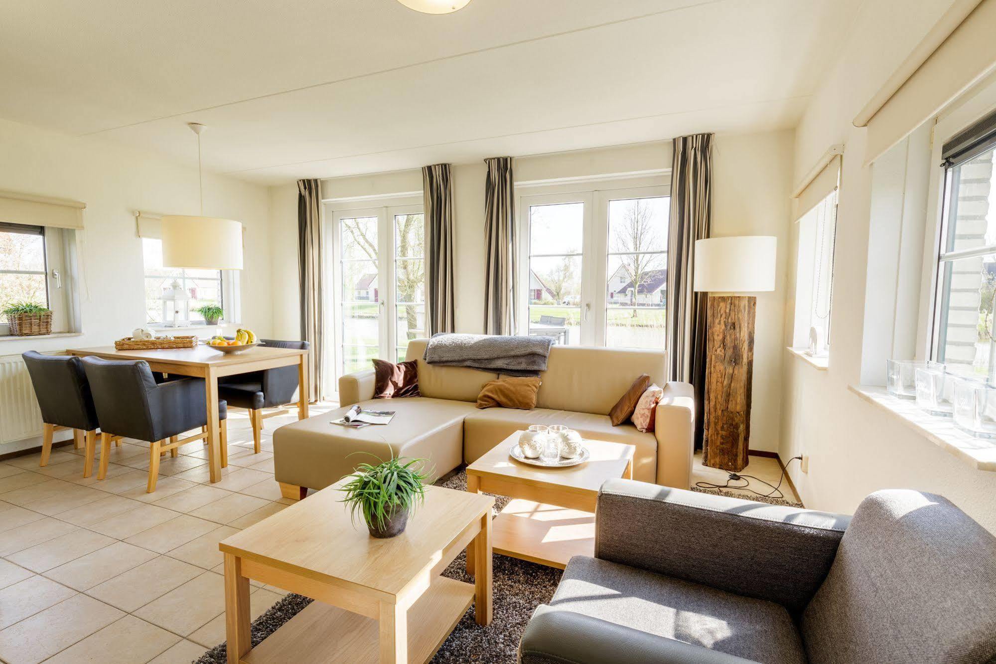 Center Parcs Sandur Emmen Bagian luar foto