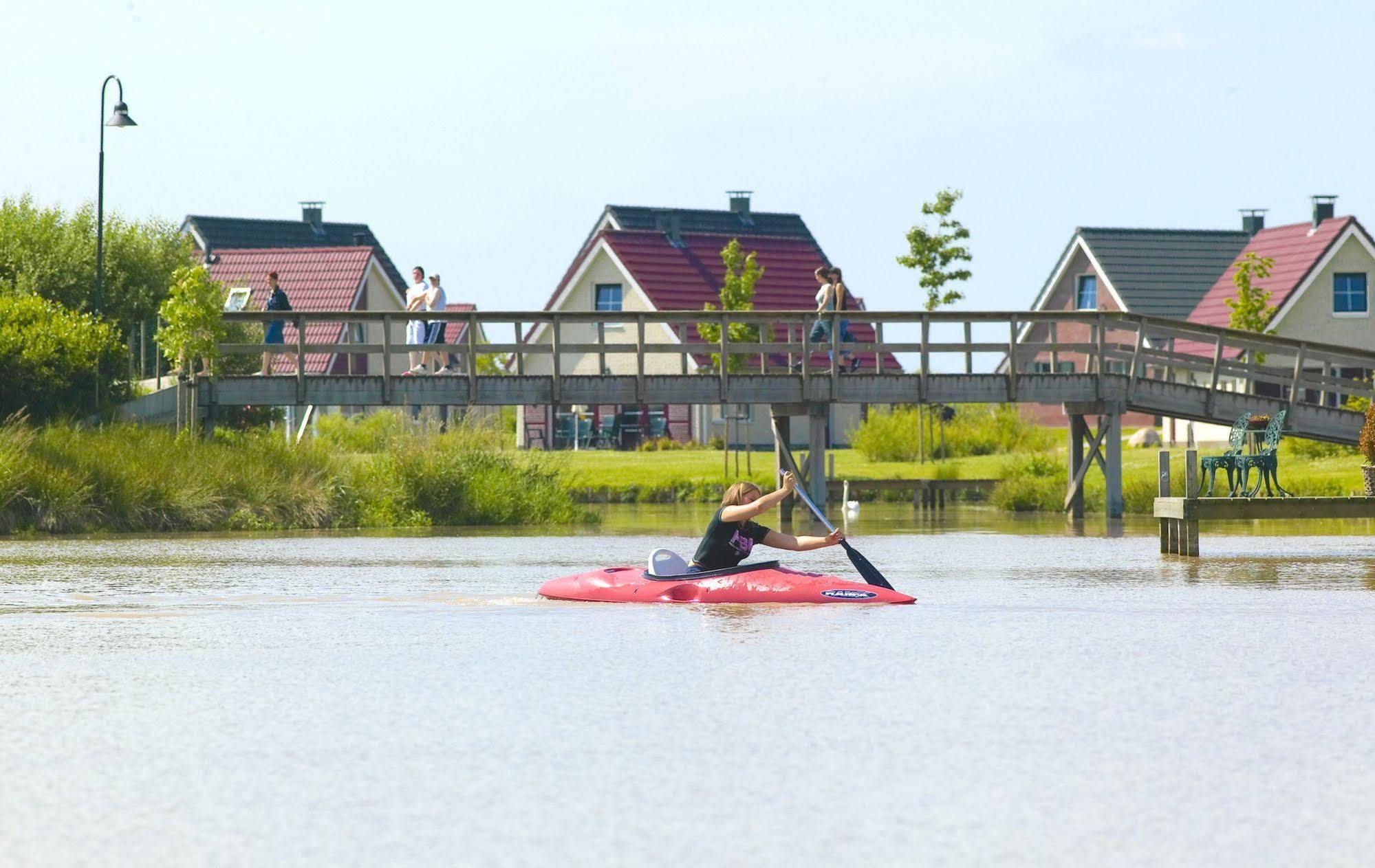 Center Parcs Sandur Emmen Bagian luar foto